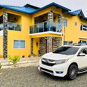 https://villa-la-grande.comcaribbean.com